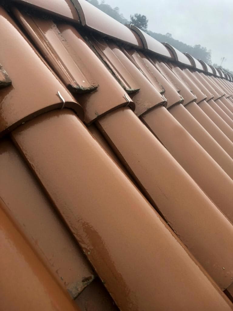 Instalación, reparación y sustitución de tejados y cubiertas